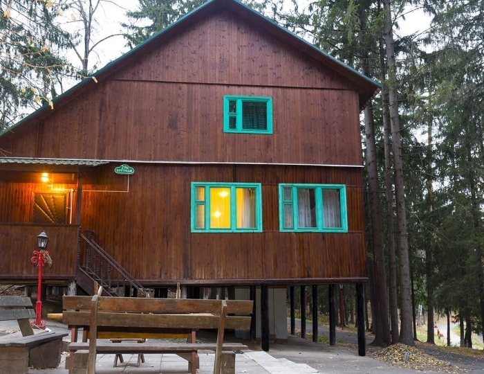 Коттедж восьмиместный с видом на озеро - Парк-отель «Покровское»