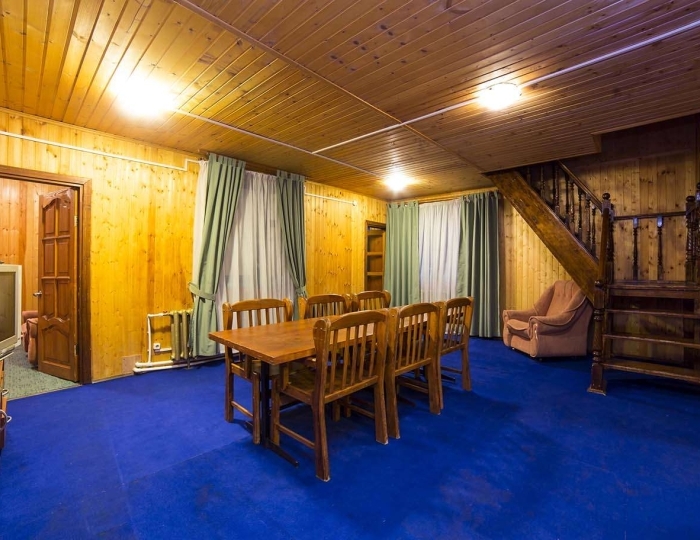 Коттедж восьмиместный с видом на озеро - Парк-отель «Покровское»