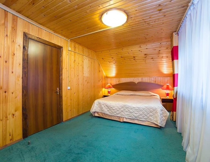 Коттедж восьмиместный с видом на озеро - Парк-отель «Покровское»